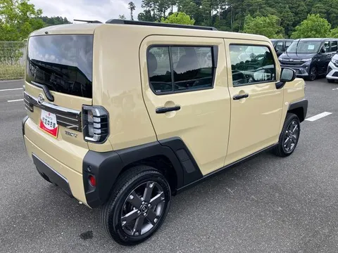 Daihatsu Taft