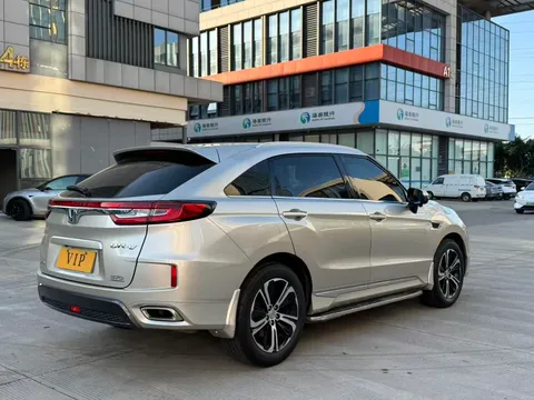 Honda UR-V