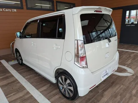 Suzuki Wagon R Stingray