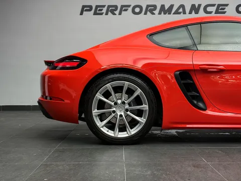 Porsche 718