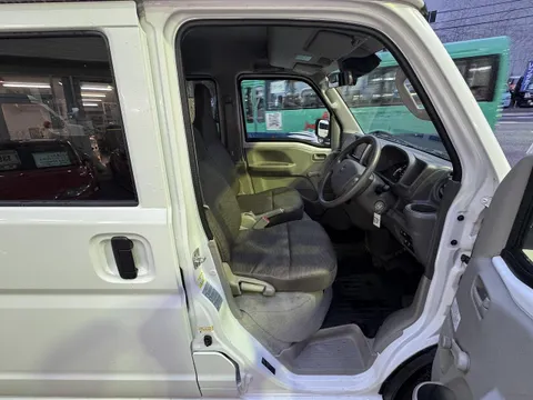 Nissan Clipper