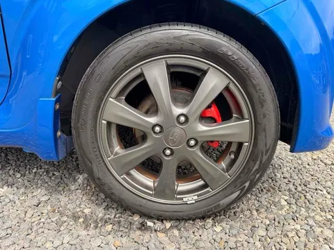 Subaru R2