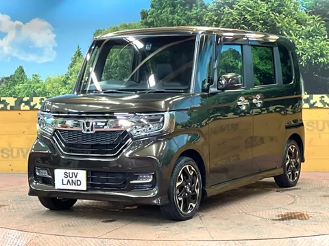 Honda N-BOX Custom