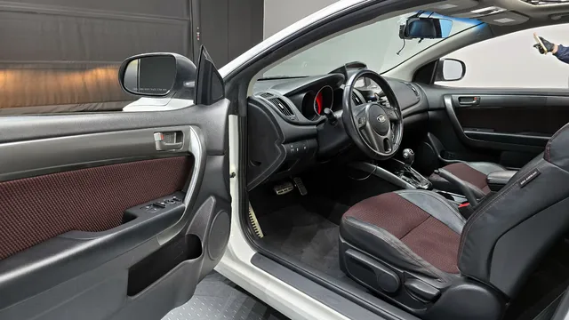 Kia Cerato (Forte)
