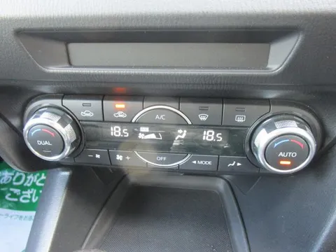Mazda Axela Sport