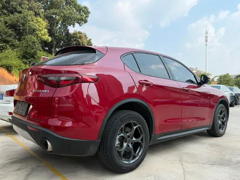 Alfa Romeo Stelvio