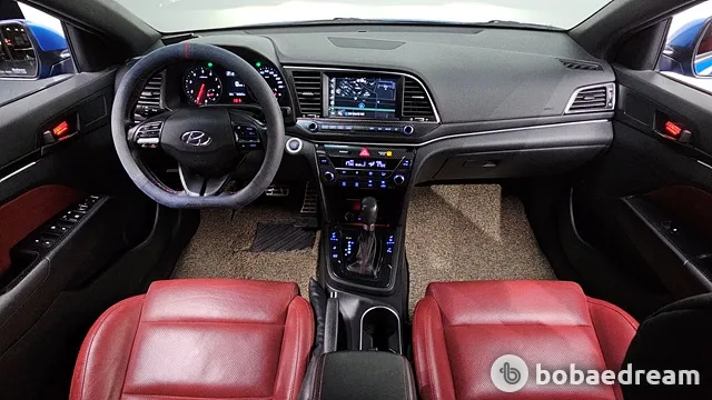 Hyundai Elantra (Avante)