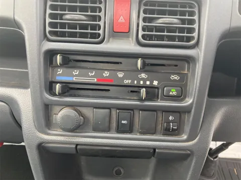 Nissan Clipper Truck