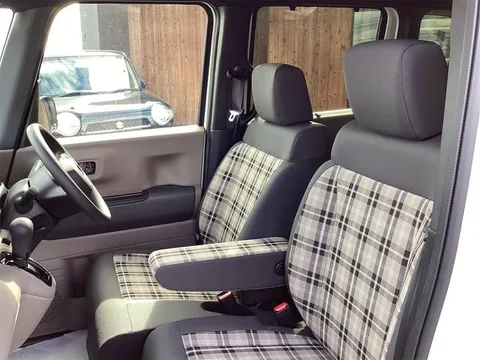 Honda N-BOX Joy
