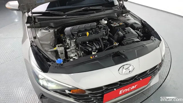 Hyundai Elantra (Avante)