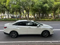 Venucia D60