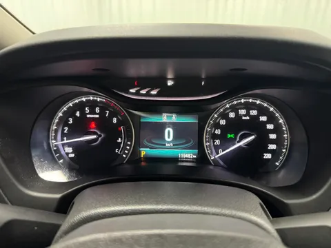 Buick GL6