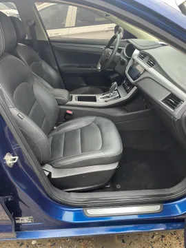 Geely Emgrand GL