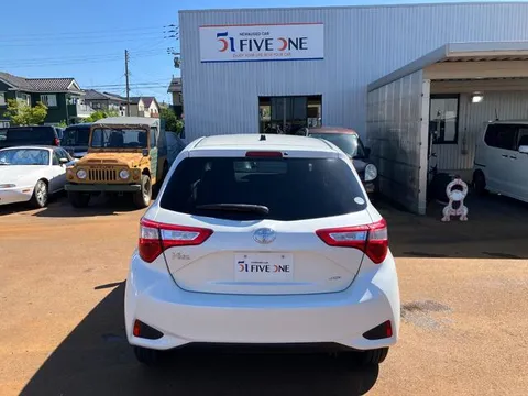 Toyota Yaris (Vitz)