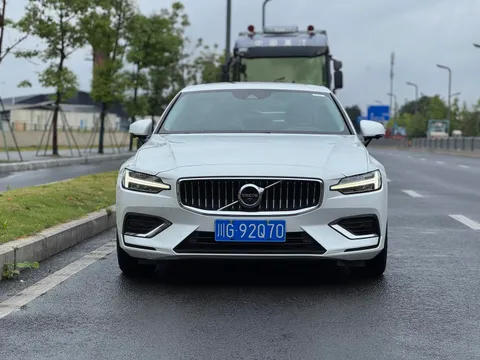 Volvo S60