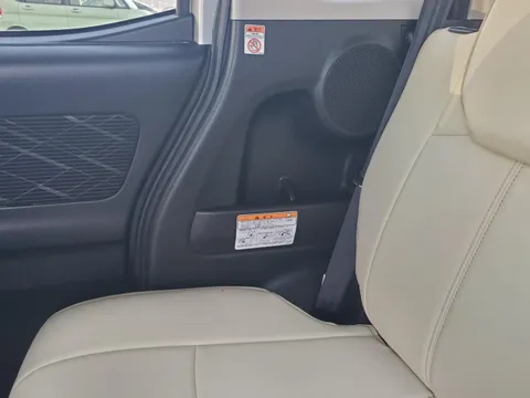 Mitsubishi eK Space Custom