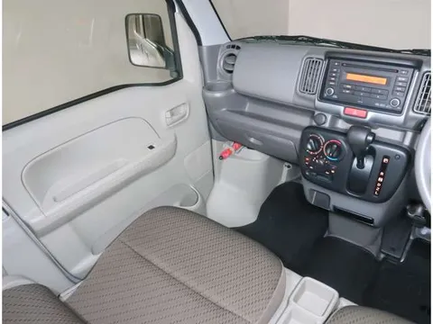 Nissan Clipper
