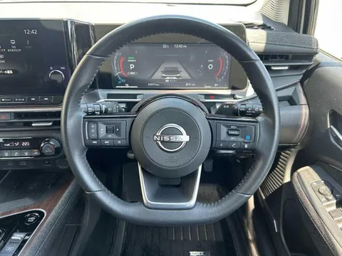 Nissan Note Aura