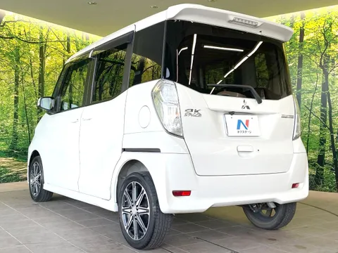 Mitsubishi eK Space Custom