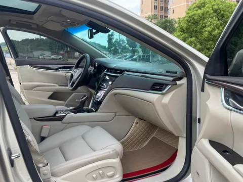 Cadillac XTS