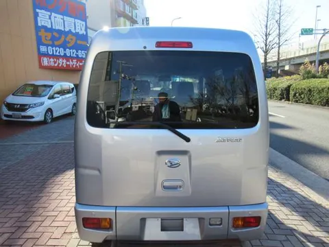 Daihatsu Atrai Wagon
