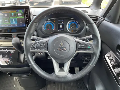 Mitsubishi Delica Mini
