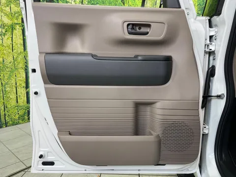 Honda N-BOX Joy