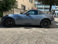 Mazda MX-5 (Roadster)