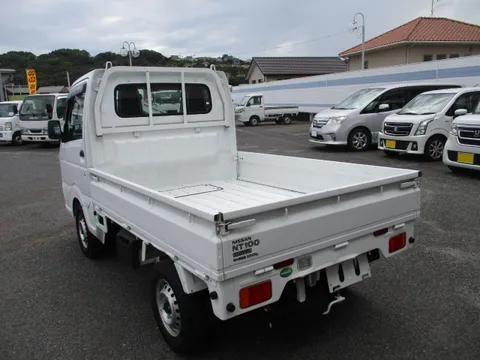 Nissan Clipper Truck