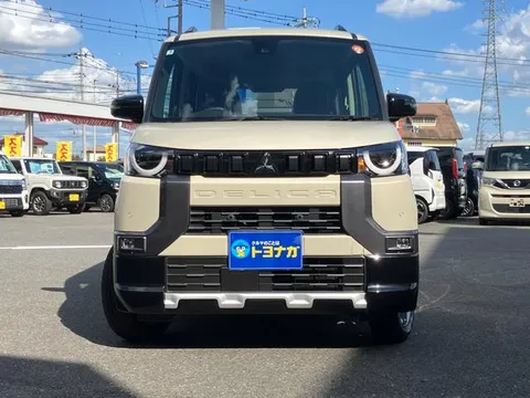 Mitsubishi Delica Mini