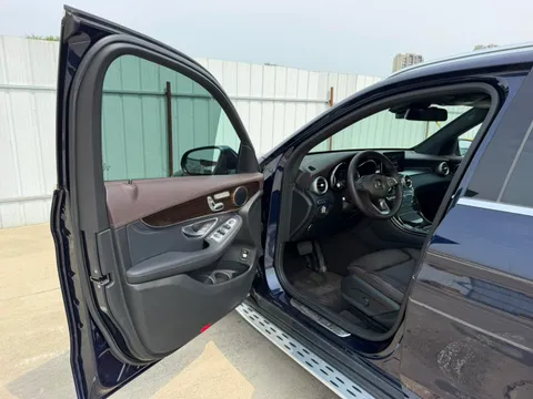 Mercedes-Benz Mercedes-Benz GLC