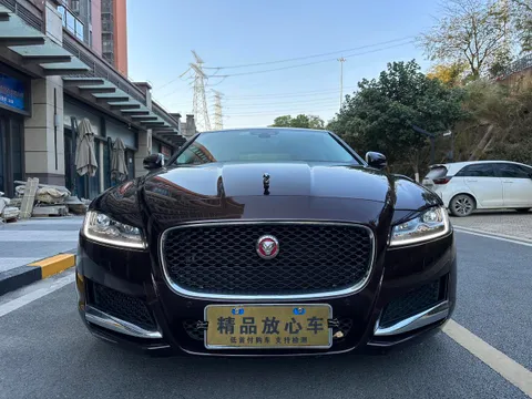 Jaguar XFL