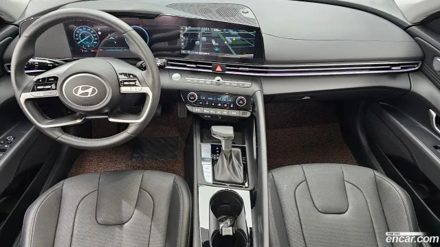Hyundai Elantra (Avante)