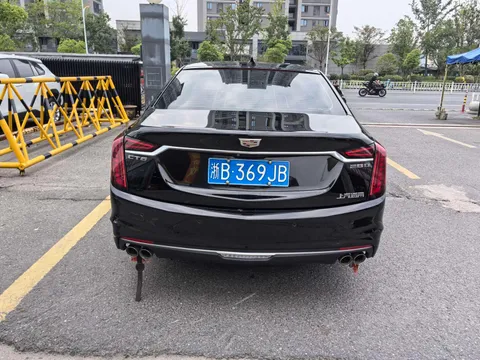 Cadillac CT6