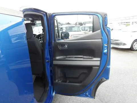 Honda N-BOX Slash