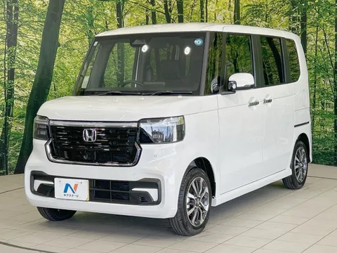 Honda N-BOX Custom