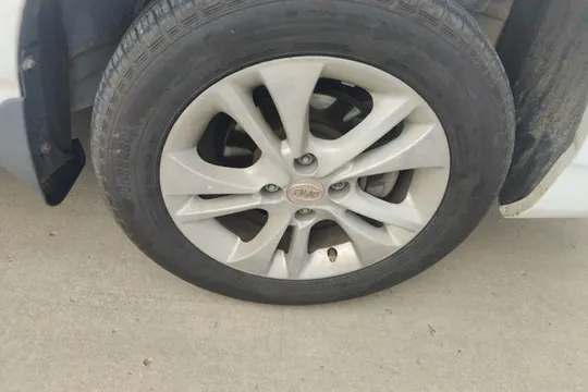 BYD F3