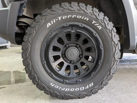 Suzuki Jimny Sierra