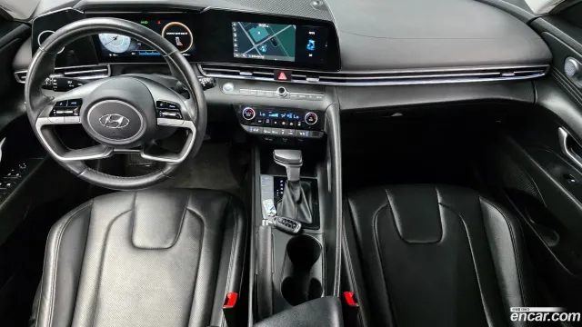 Hyundai Elantra (Avante)