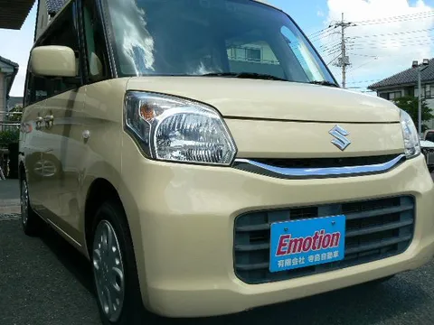 Suzuki Spacia