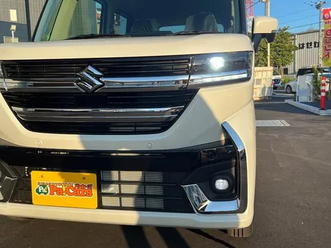 Suzuki Spacia Custom
