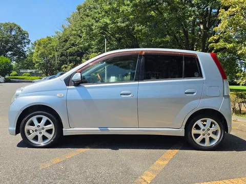 Daihatsu Mira AVY