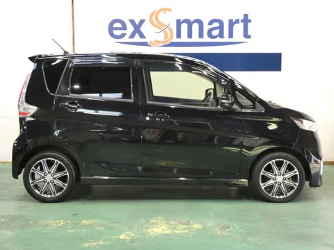Mitsubishi eK Custom