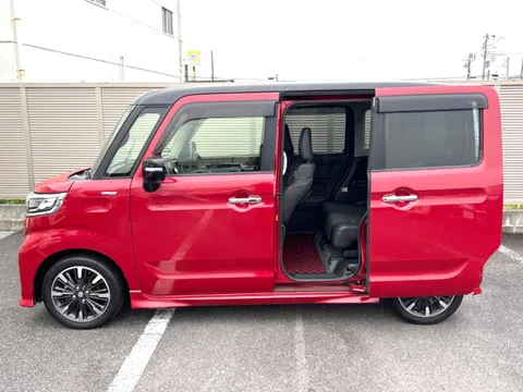 Suzuki Spacia Custom