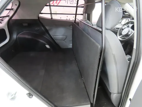 Kia Deluxe