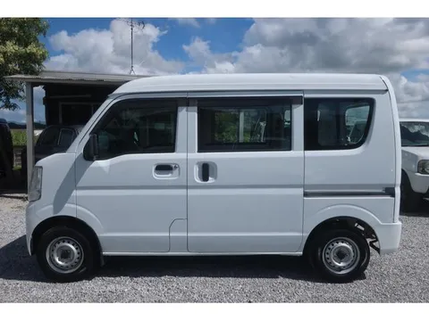 Nissan Clipper