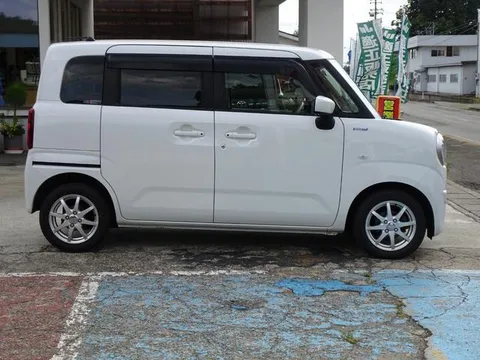 Suzuki Wagon R Smile