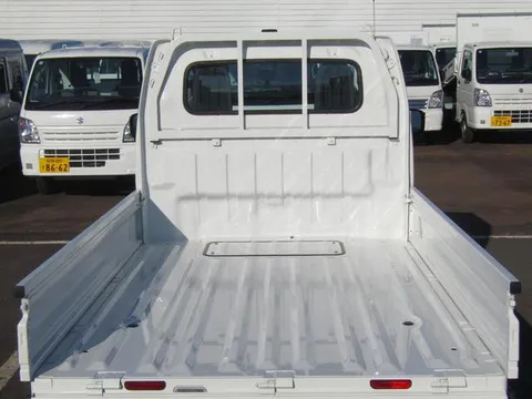 Mazda Scrum Truck