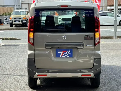 Suzuki Spacia Gear