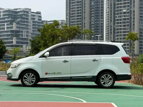 Baojun 730